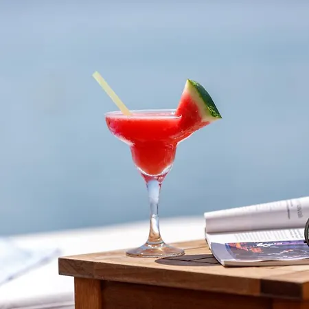 昂图尔切什梅大酒店 5* Çeşme