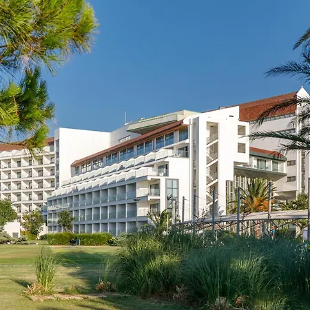 昂图尔切什梅大酒店 5* Çeşme