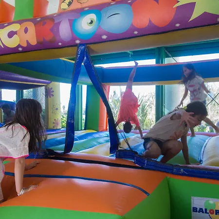 昂图尔切什梅大酒店 5*