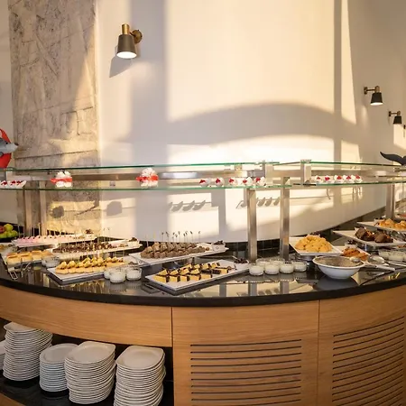 昂图尔切什梅大酒店 酒店 5*