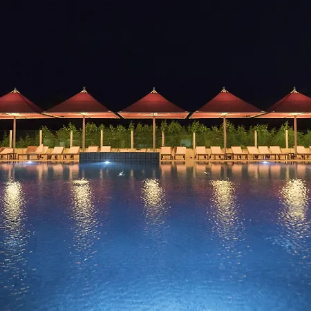 昂图尔切什梅大酒店 5*