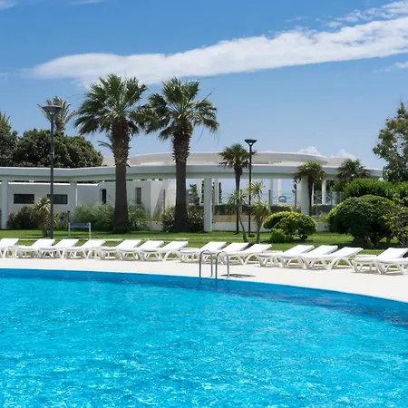 昂图尔切什梅大酒店 5* Çeşme