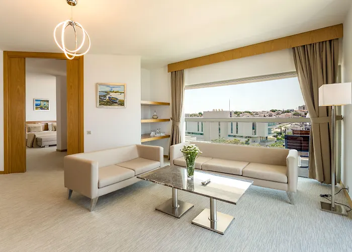 Grand Ontur 5* Çeşme